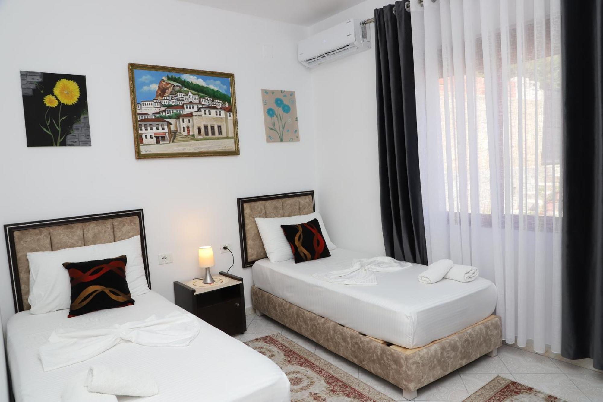 Guest House Marjo Berat Luaran gambar