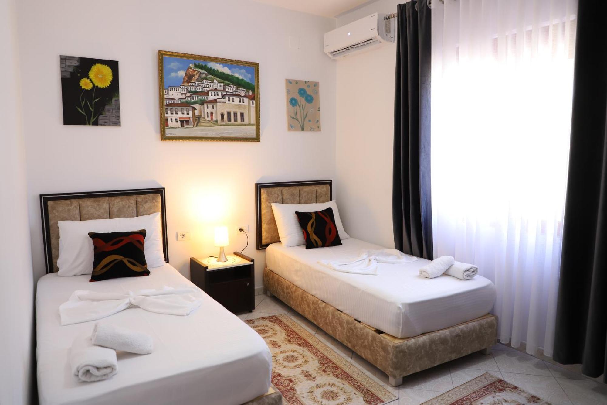 Guest House Marjo Berat Luaran gambar