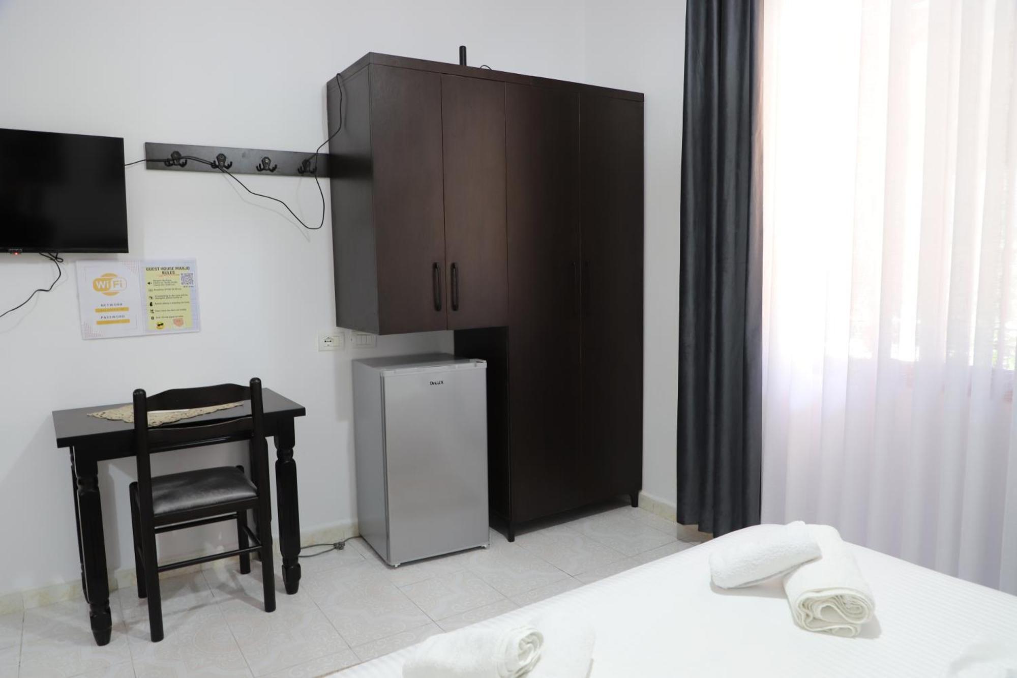 Guest House Marjo Berat Luaran gambar
