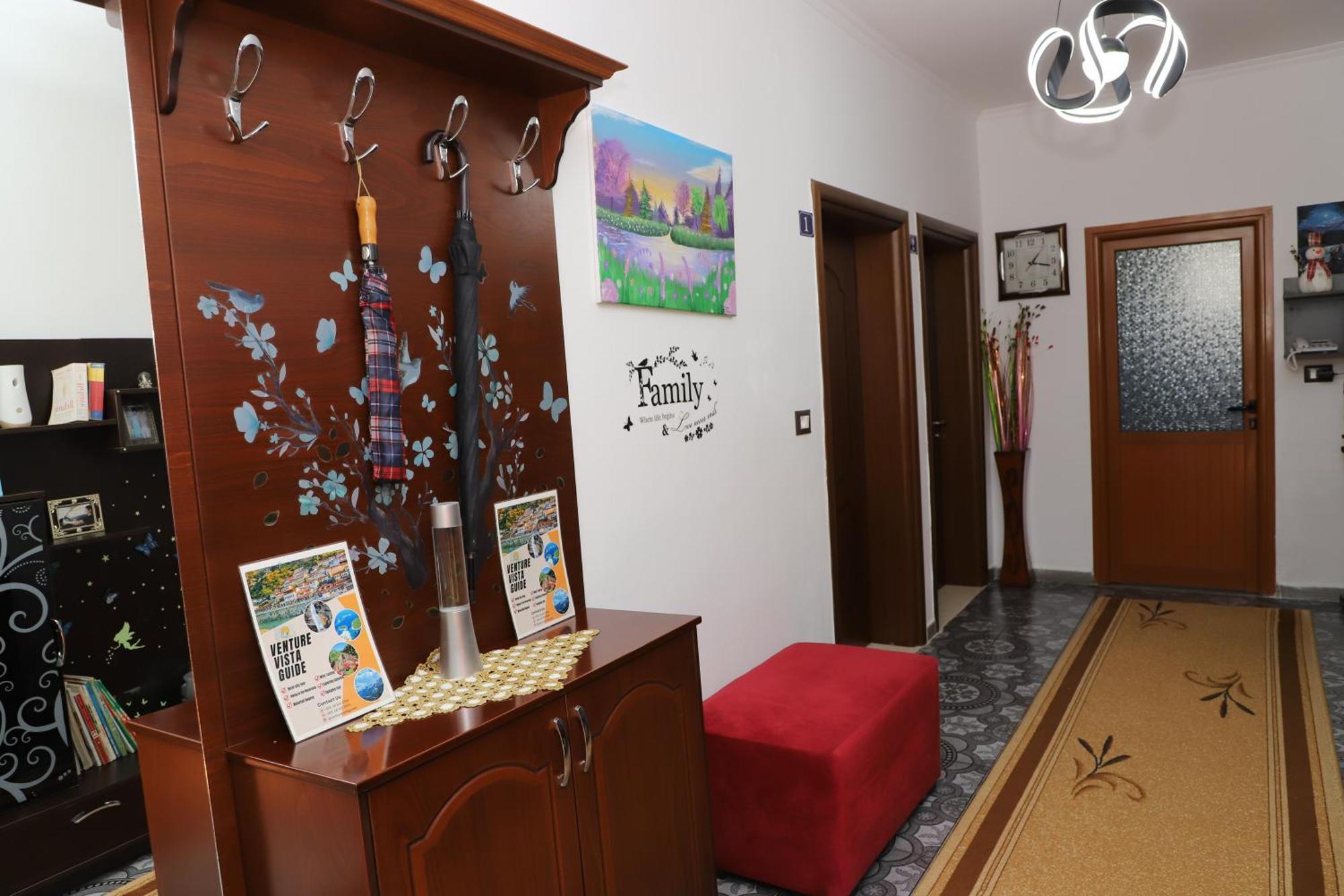 Guest House Marjo Berat Luaran gambar